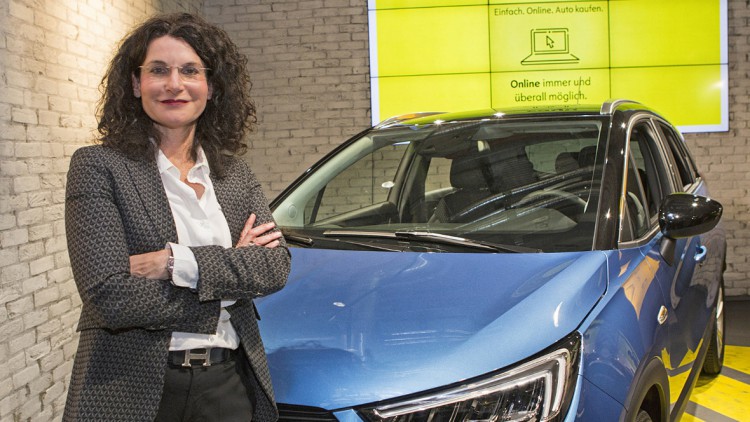 Management: Tina Müller parkt bei Opel aus