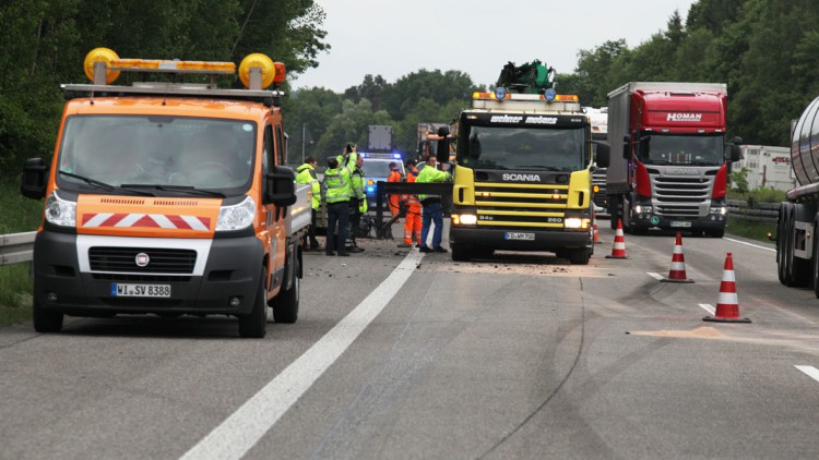 Unfall-Statistik: März brachte fast unglaubliche Wende bei Verkehrstoten Unfall-Statistik: März brachte fast unglaubliche Wende bei Verkehrstoten