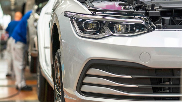 VW-Haustarif: IG Metall erwartet zähe Verhandlungen mit dem Autobauer