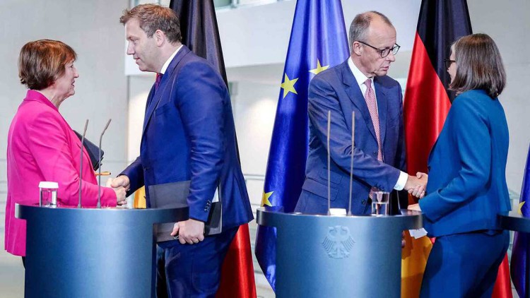 Autogipfel: Der Druck bleibt hoch Autogipfel PK 2025