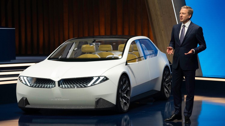 Oliver Zipse bei der 105. Hauptversammlung des Autobauers BMW in München