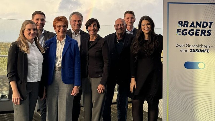 Die Gesellschafterfamilien und Verantwortlichen der Brandt Eggers GmbH freuen sich auf eine gemeinsame Zukunft.