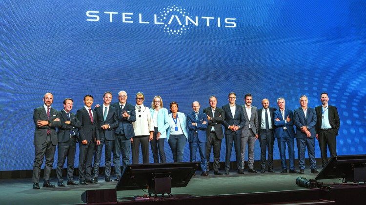 Stellantis-Handel: Signal aus Rüsselsheim Connect-Event Stellantis Deutschland