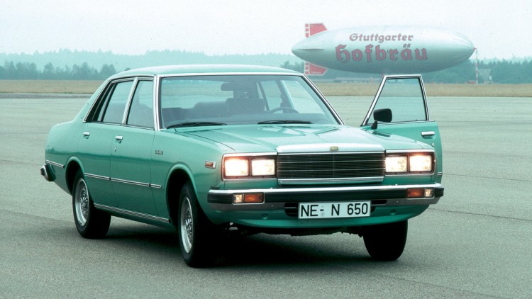 Nissan Laurel