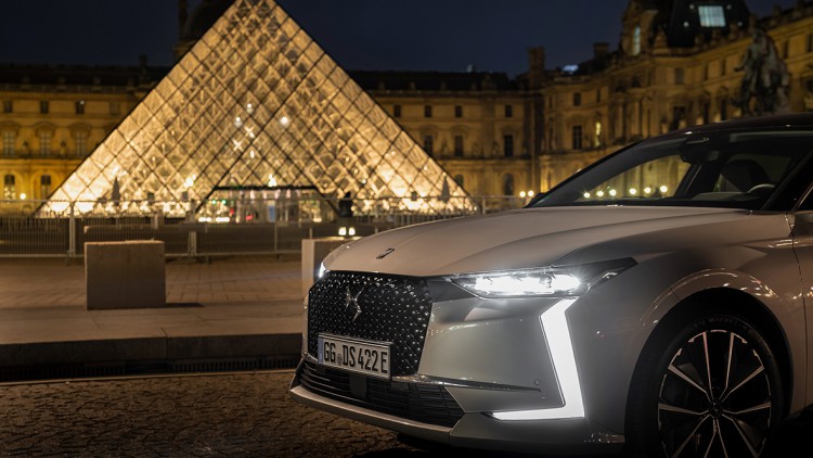 Nachts mit Mona Lisa im Museum: Wie DS Automobiles seine Kunden umgarnt