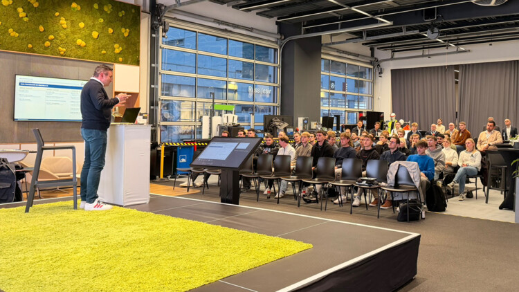 Ralf Salzgeber AH Weeber Forum Automotive