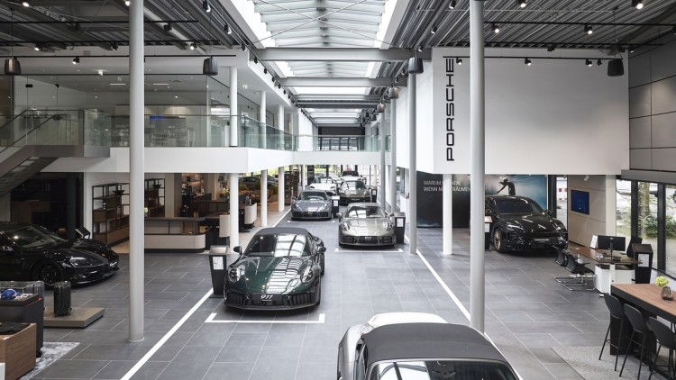 Wiedereröffnung Porsche Zentrum Köln