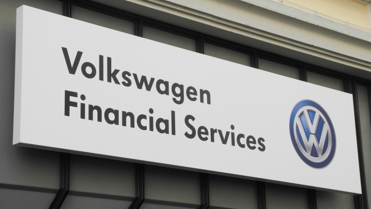 Effizienzprogramm: VW-Finanztochter schnallt Gürtel enger