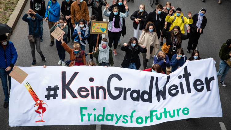 Fridays for Future: Autoverkehr bis 2035 halbieren 