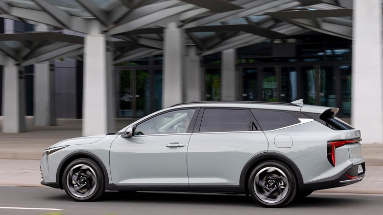 Kia K4 Sportswagon
