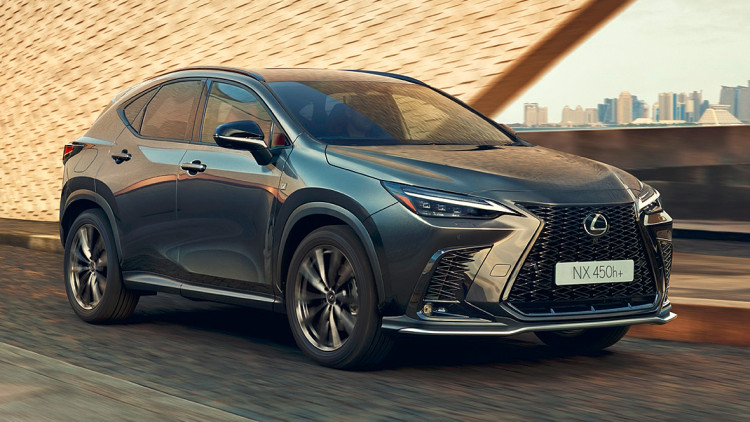 Neuer Lexus NX: Erstes Update nach wenigen Monaten