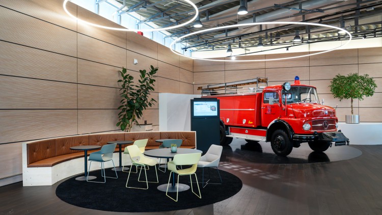 Mercedes-Benz Trucks Customer Experience Center