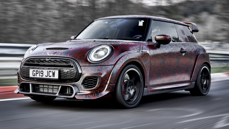 Mini John Cooper Works GP: Mit Flügeln und 306 PS