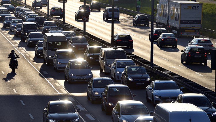 Mehr SUV, mehr BEV: Autos werden größer und schwerer