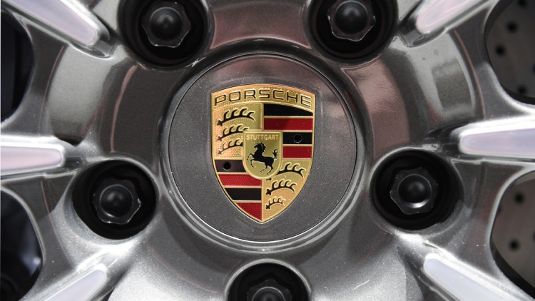 Porsche: Corona-Krise drückt Verkaufszahlen