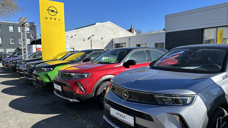 Opel-Standort der Rahenbrock Gruppe