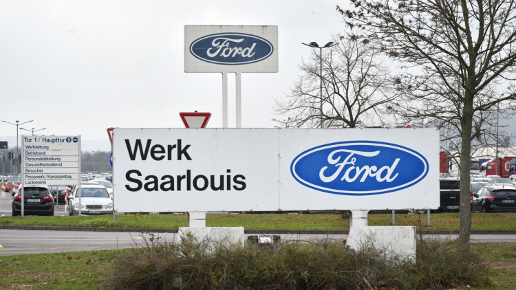 Chipmangel: Ford setzt Produktion in einigen Werken aus