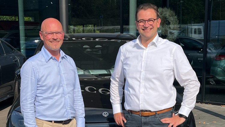 Autohaus Schade: Im Wettbewerb um Talente besser bestehen Holger Schade und Sebastian Zöger