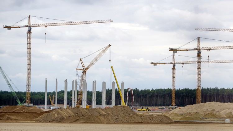 Gigafactory Berlin-Brandenburg: Tesla plant zunächst mit bis zu 10.500 Beschäftigten