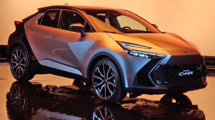 Toyota C-HR (2024)