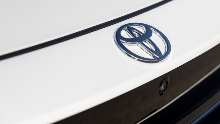 Toyota, Logo