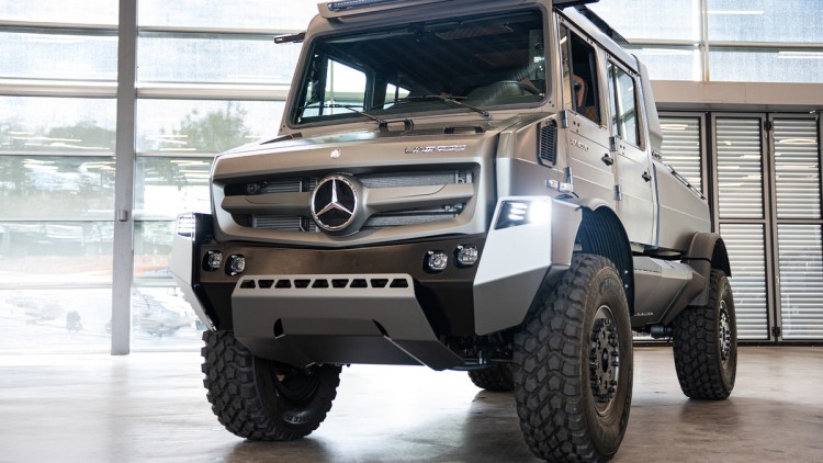 Mercedes-Benz Trucks Unimog
