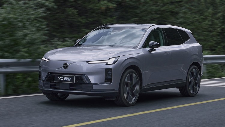 Mit dem XC70 hat Volvo in China einen neuen Plug-in-Hybriden auf den Markt gebracht, der noch 2026 auch nach Europa kommen wird
