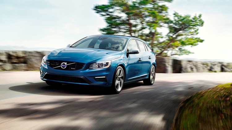 Sparer mit Sportlernote: Volvo bietet den V60 Plug-in-Hybrid nun auch im R-Design an.