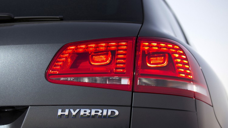 VW Hybrid Logo