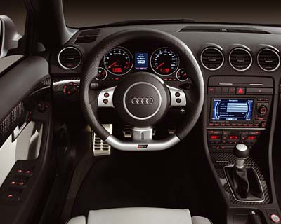 Audi_RS4_Innen.jpg