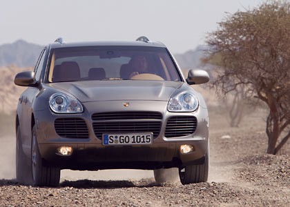 Porsche_Cayenne_TurboS_3.jpg