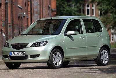 mazda2_1.jpg