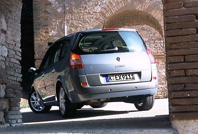 renault_grand_scenic_dia_4.jpg