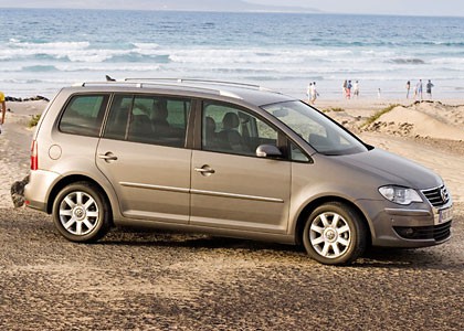 vw_touran_facelift_3.jpg
