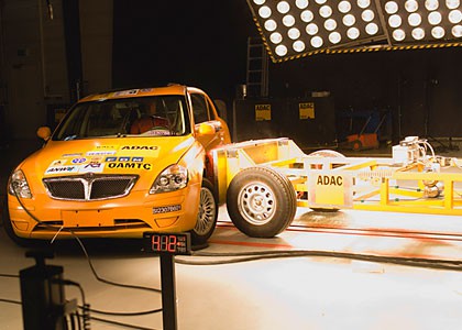 adac_bs6_crashtest_5.jpg