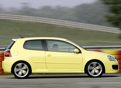 golf_gti_pirelli_3.jpg