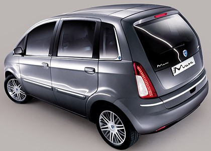 lancia_musa_08_5.jpg