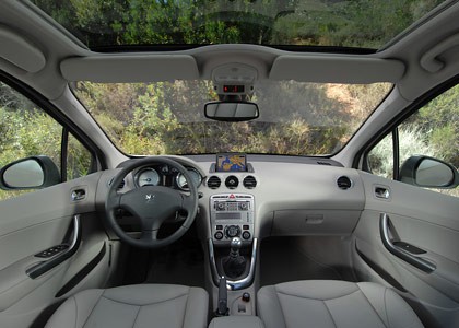 peugeot_308_3.jpg