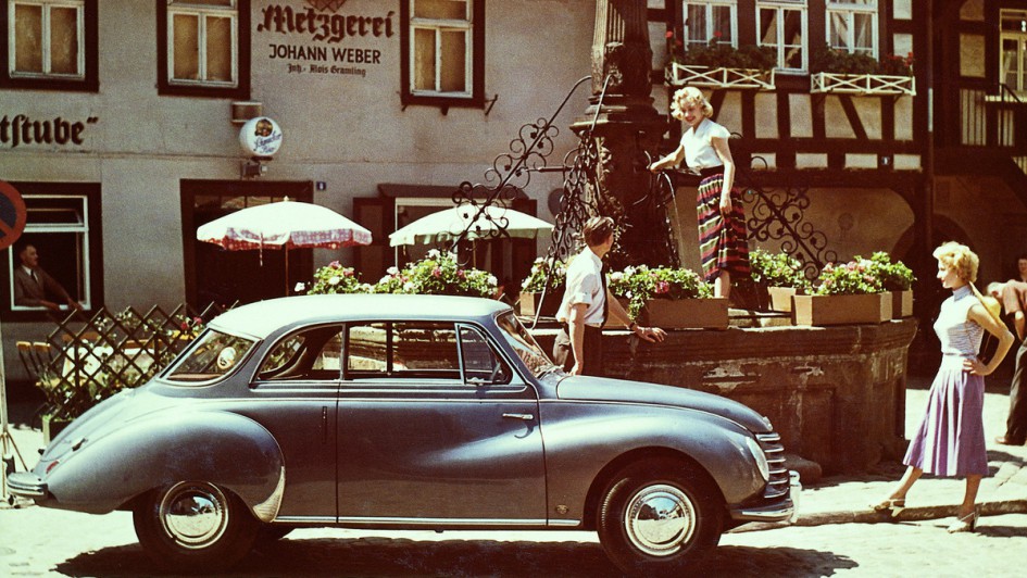 Konkurrent zu VW Käfer und Ford Taunus 12 M – Die schwungvoll gezeichnete DKW Sonderklasse verfügte ab 1953 über einen Dreizylinder-Zweitaktmotor.