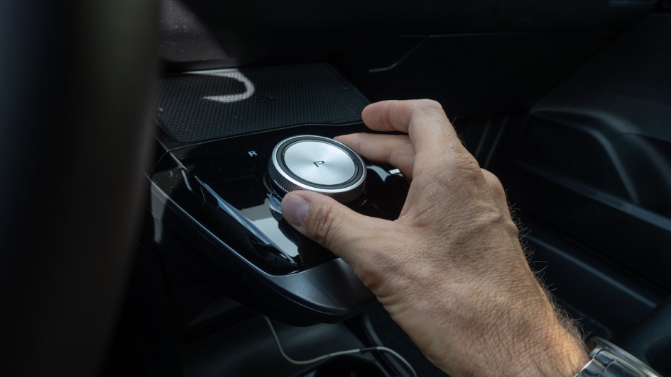 MG4 Extended Range orange lackiert Drehdrückschalter