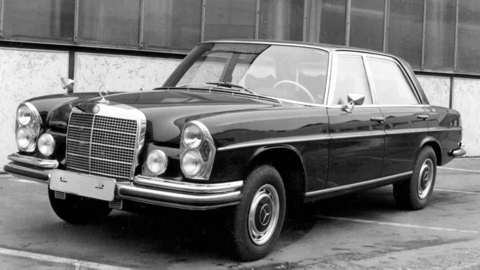 11_Bodyguard_-_Ab_Ende_der__Quelle_Mercedes-Benz_Classic_Archive_HD