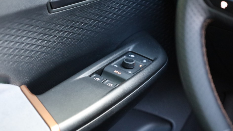 Cupra Born und VW ID.3 Bedienung der Fensterheber mit Rear-Button