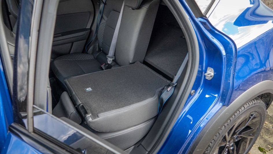 Rücklehne im Captur umgeklappt