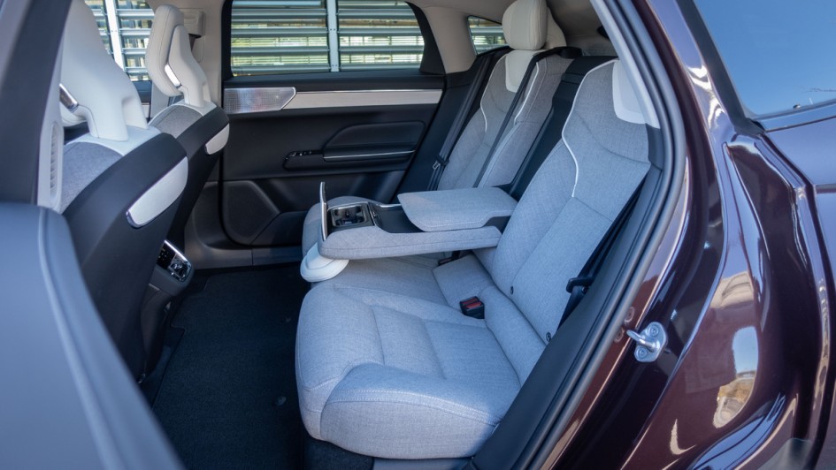 Rücksitze des Volvo ES90 mit Wollbezug