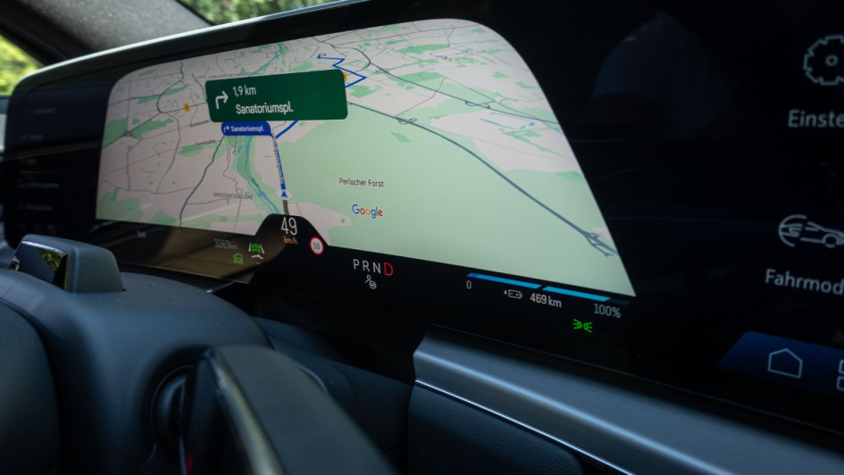 Googlemaps ist im Cadillac Lyriq integriert und die Karten werden von Google genutzt