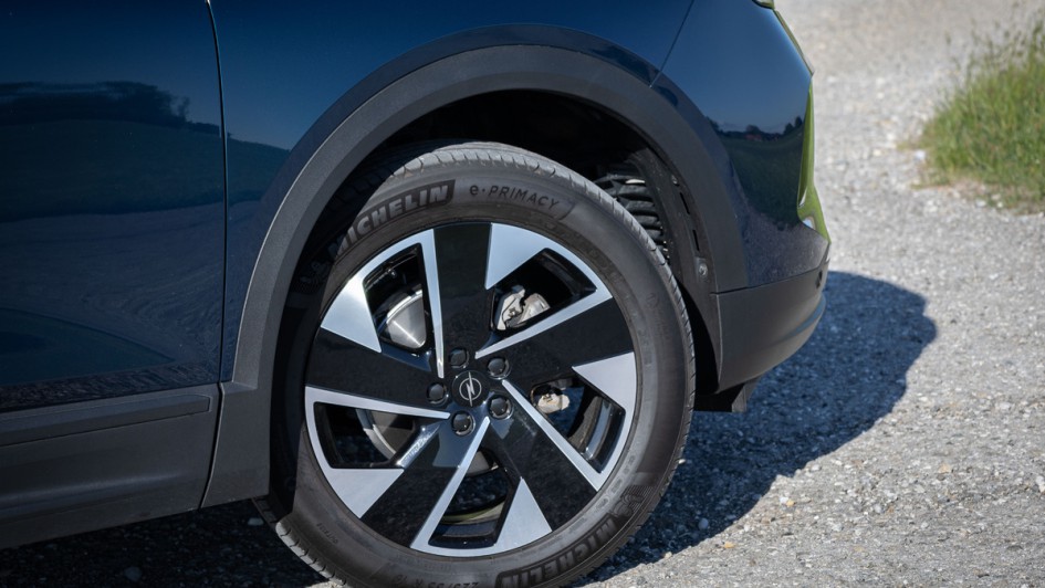 19-Zoll-Alufelge am Opel Grandland GS