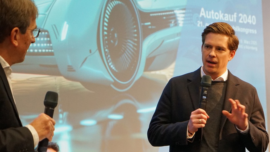 Dr. Konrad Wessner, ehemaliger Geschäftsführer puls Marktforschung im Gespräch mit Sebastian Hartmann, European Director of Business Development, Wrisk Automotive, Insurance 