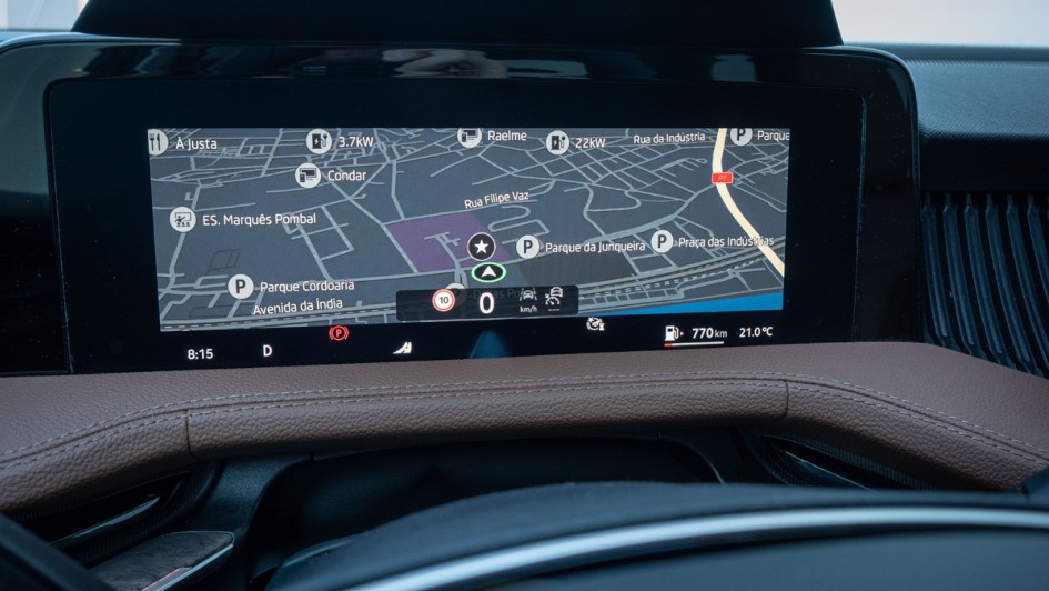 Skoda Superb Combi (2024) Digitaltacho (Kombiinstrument) als Close Up