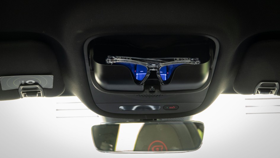 Smart #3 Brabus Brillenfach in Dachkonsole