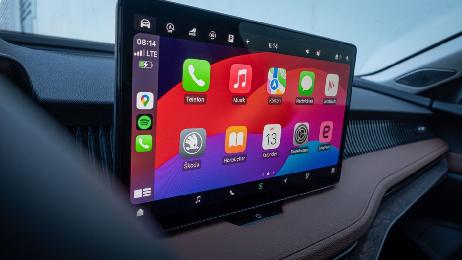 Skoda Superb Combi (2024) AppleCarplay mit Möglichkeit, Shortcuts zu bedienen